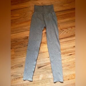 NWOT Never Better 7/8 High-Waisted Leggings